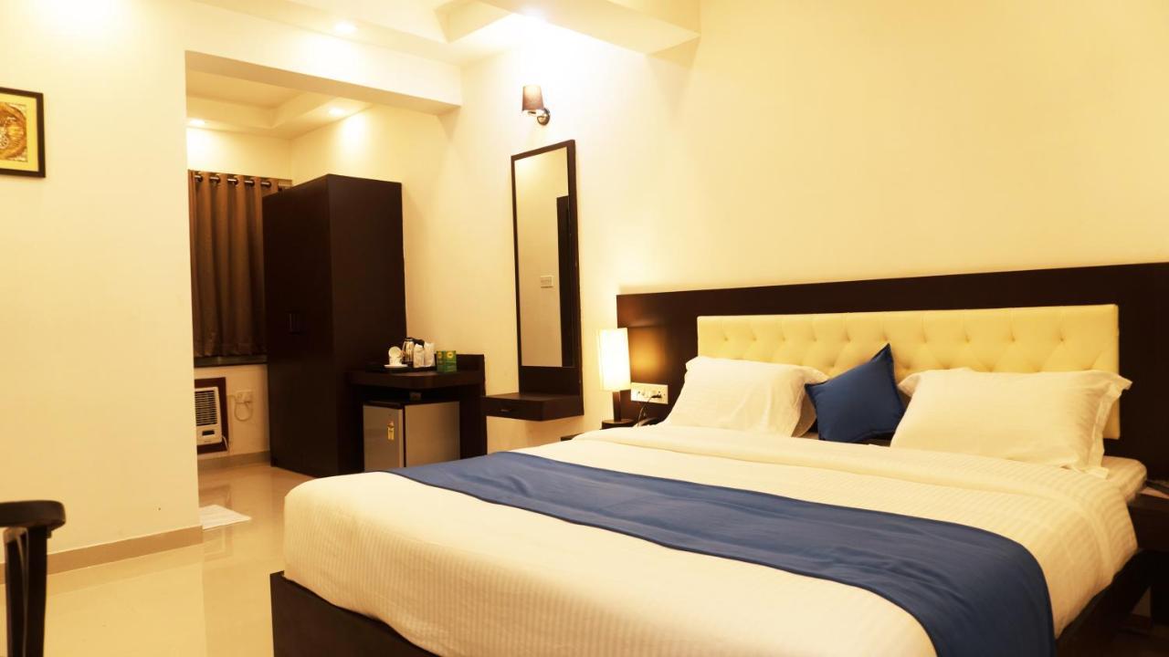 Hotel Max Inn Bhāgalpur Dış mekan fotoğraf