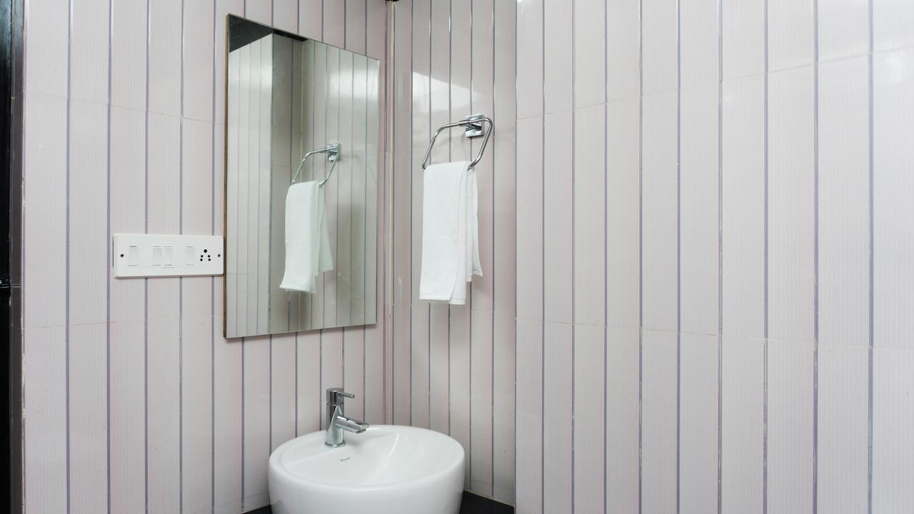 Hotel Max Inn Bhāgalpur Dış mekan fotoğraf